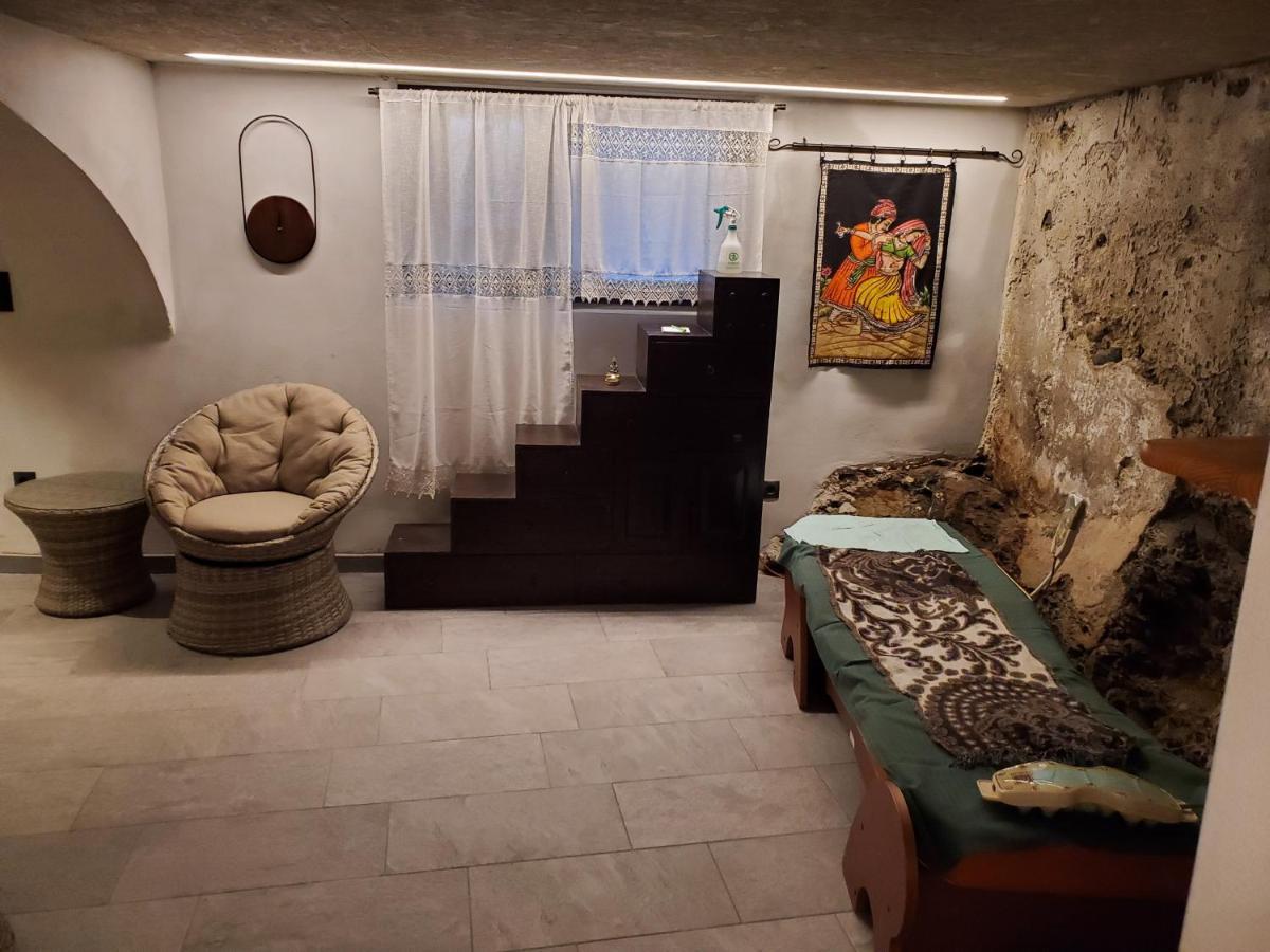 Haus Fels Bed & Breakfast สลูแดร์โน ภายนอก รูปภาพ