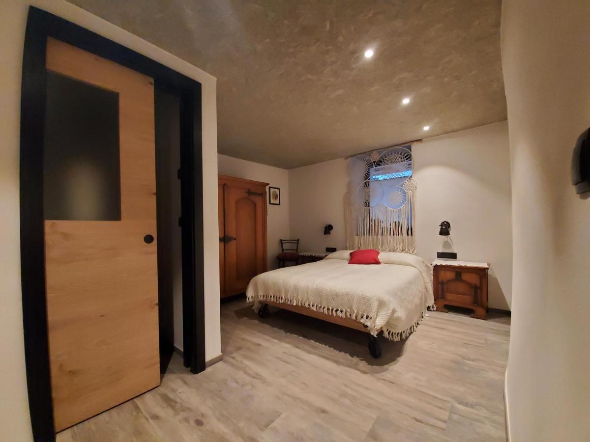 Haus Fels Bed & Breakfast สลูแดร์โน ภายนอก รูปภาพ